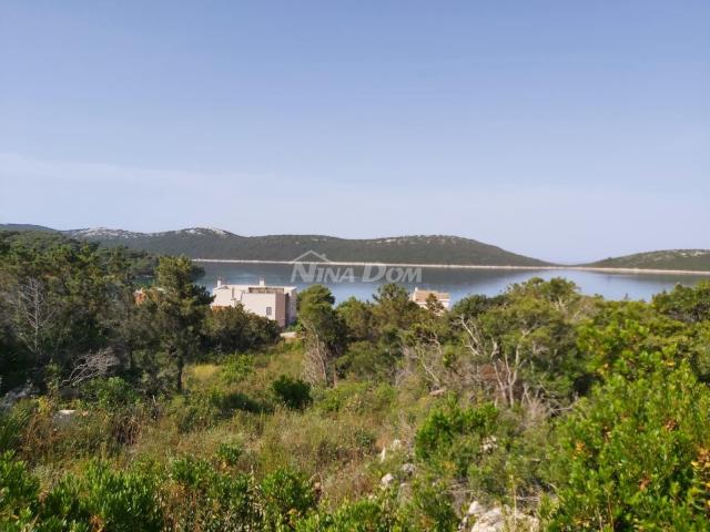 Građevisnko zemjište sa pogledom na more u Brgulju, otok Molat