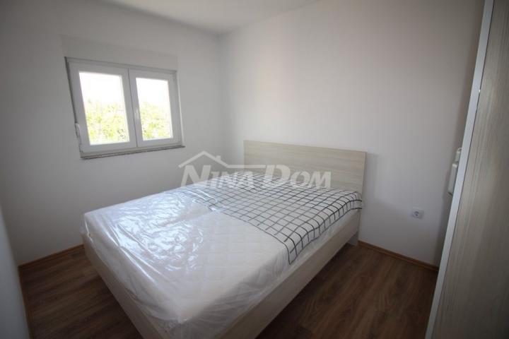 Apartman 100 m. do plaže, pogled, dvije etaže. 