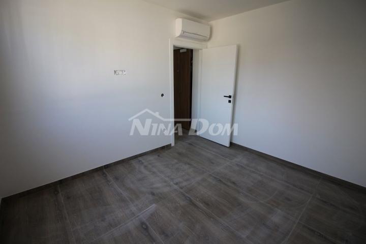 Apartmani prvi red do mora južna strana