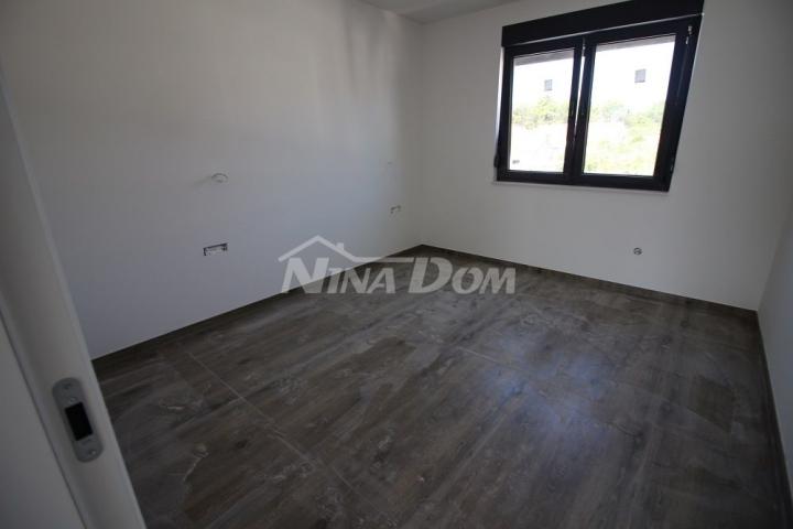 Apartmani prvi red do mora južna strana