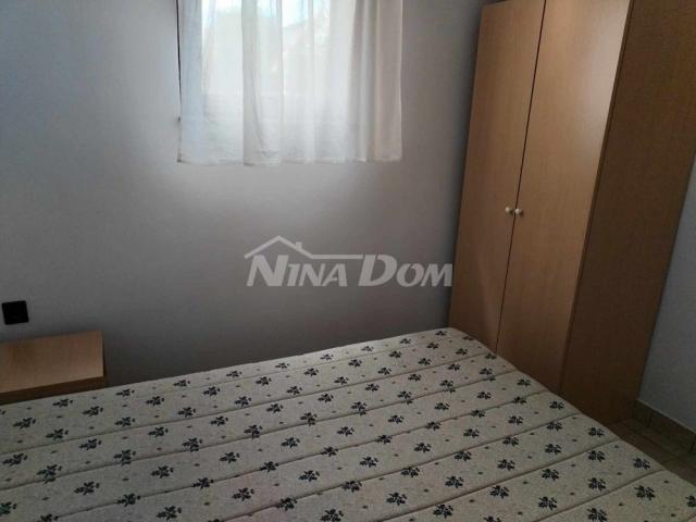 Nekretnina s 4 apartmana