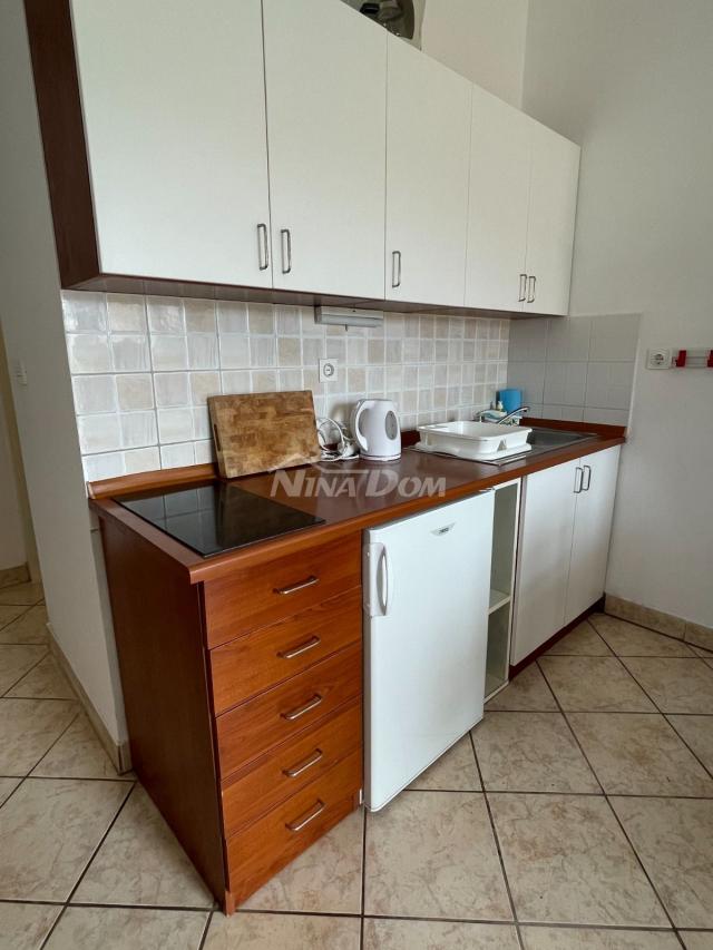 APARTMANSKA KUĆA - PRIVLAKA - 6 APARTMANA