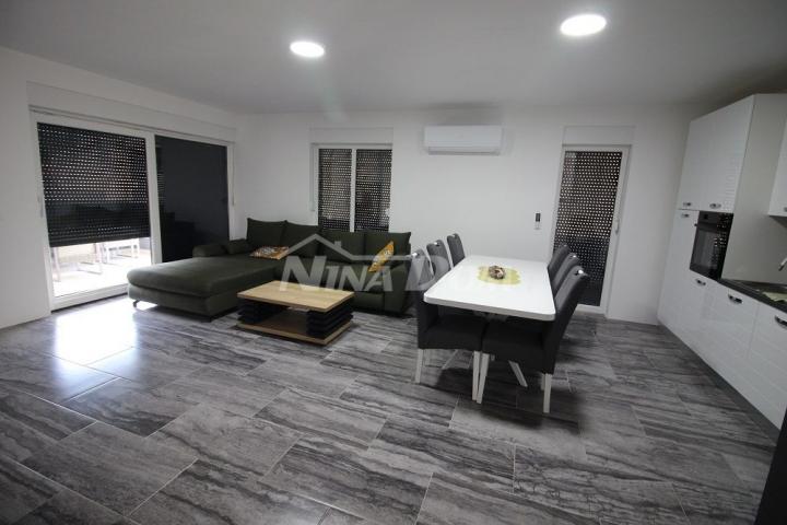 Apartman s tri spavaće sobe, prizemlje S2