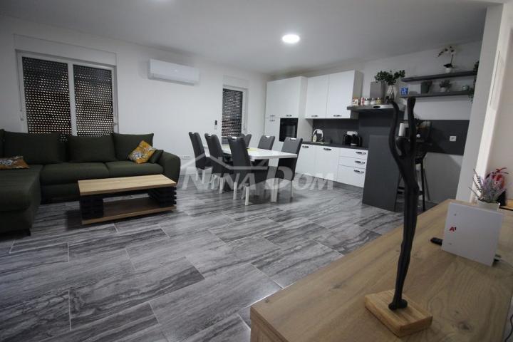 Apartman s tri spavaće sobe, prizemlje S2