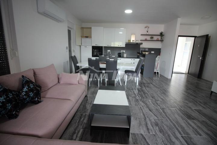 Apartman s tri spavaće sobe, prvi kat S3