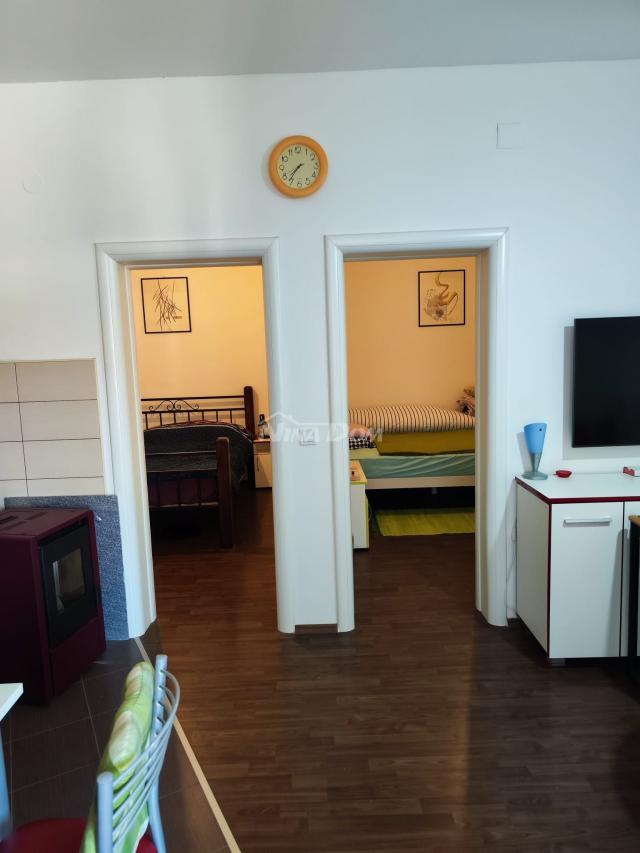 Južna strana otoka Vira, apartman prvi kat 48. 48 m2