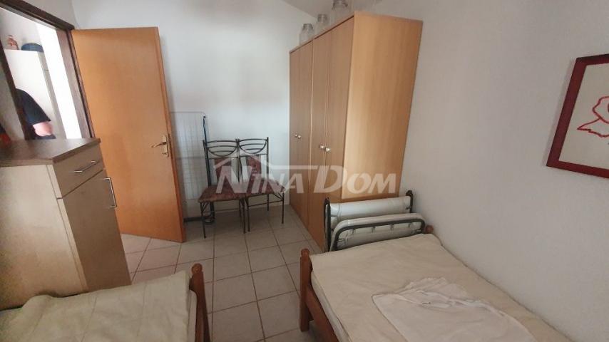 Apartman  60, 12 m2 prvi kat, 200 met. do mora 