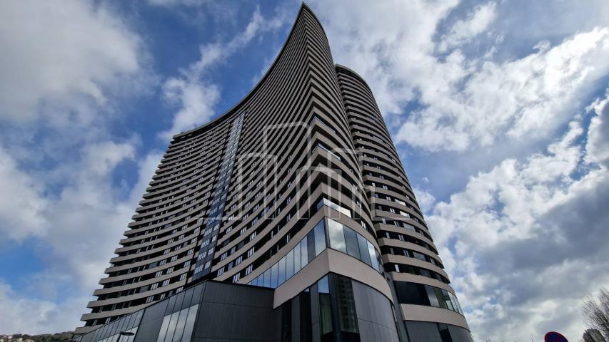 Sarajevo Tower trosoban stan 70. 66m2 Novo Sarajevo prodaja