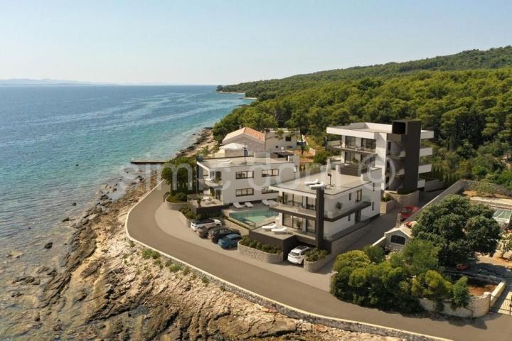 Luksuzan penthouse prvi red do mora, Hvar