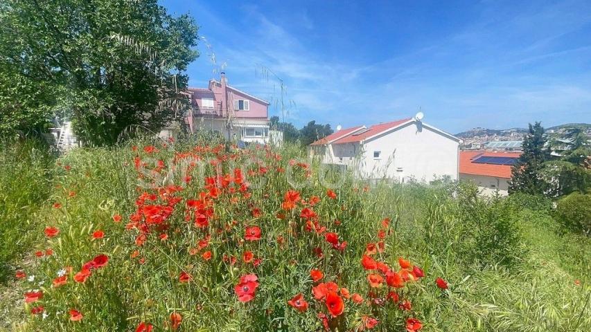 Građevinsko zemljište s pogledom, u samom Šibeniku