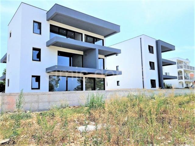 Vrhunski penthouse apartman blizu mora, Rogoznica