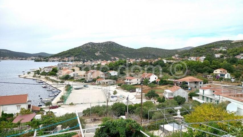 Samostojeća kuća blizu plaže, Trogir