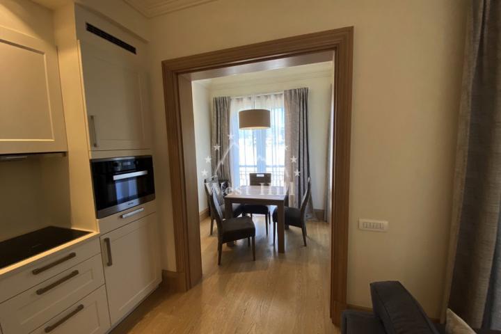 Excluzivni apartament in Porto Montenegro