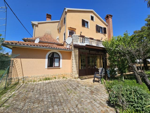 House on the sea near Novigrad for long-term rent