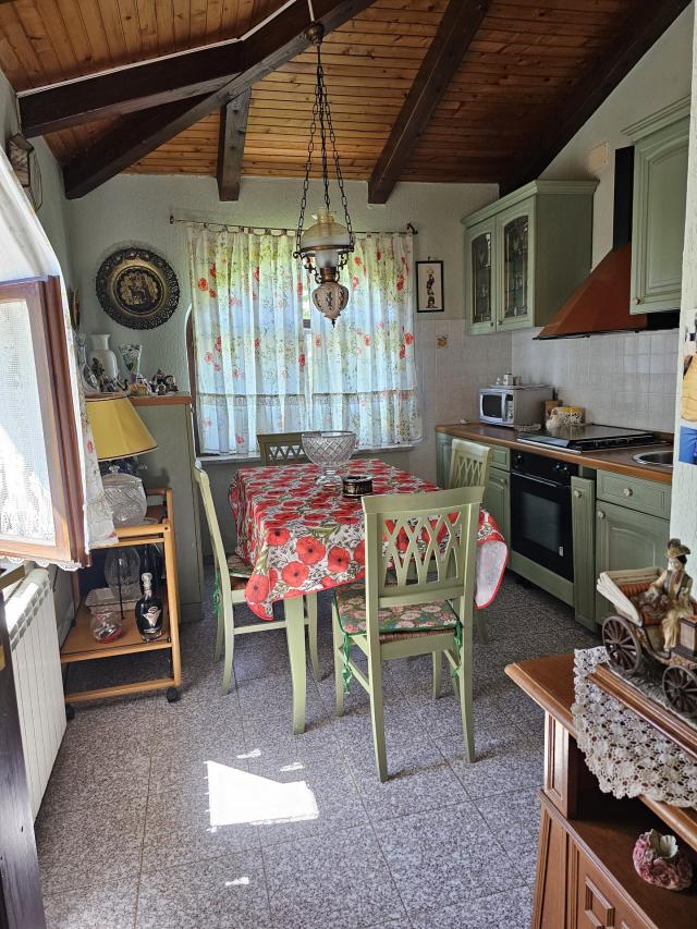 House on the sea near Novigrad for long-term rent