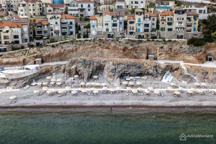 Prodaja stanova u novom naselju Lustica Bay, Centrale