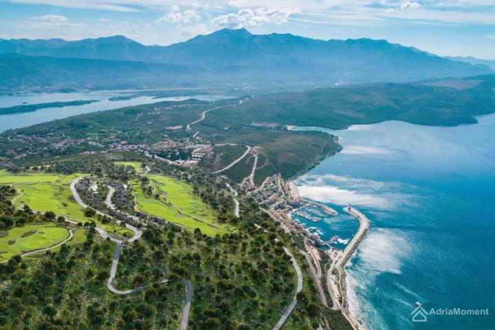 Lustica Bay - luksuzna vila u naselju Golf Villas