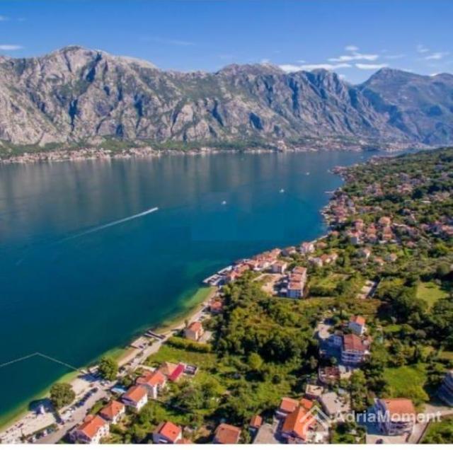 Građevinsko zemljište na 2. liniji, Boka Kotorska