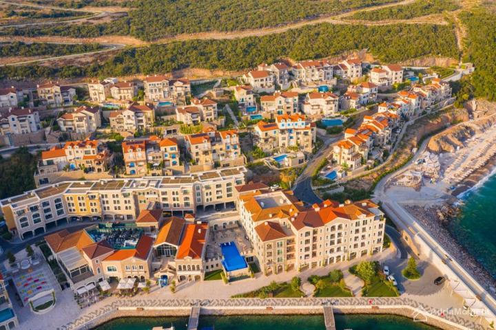 Garantovana investicija - Lustica Bay Centrale. Na rate na 3 godine