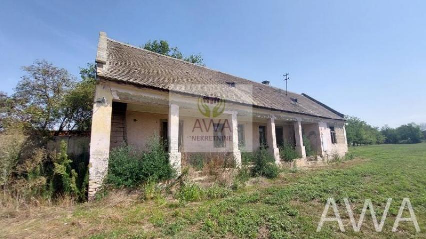 Salaš-Farma, Obzir, salaš 150m2, sa 6, 48 kj poljoprivrednog zemljišta