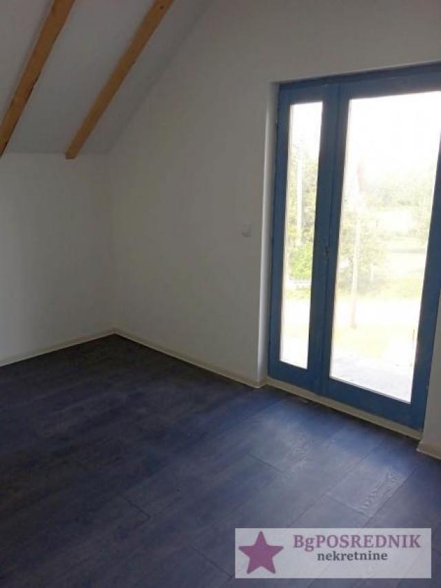 Barajevo, Beljina, Karađorđeva 42 m2+ 54 m2