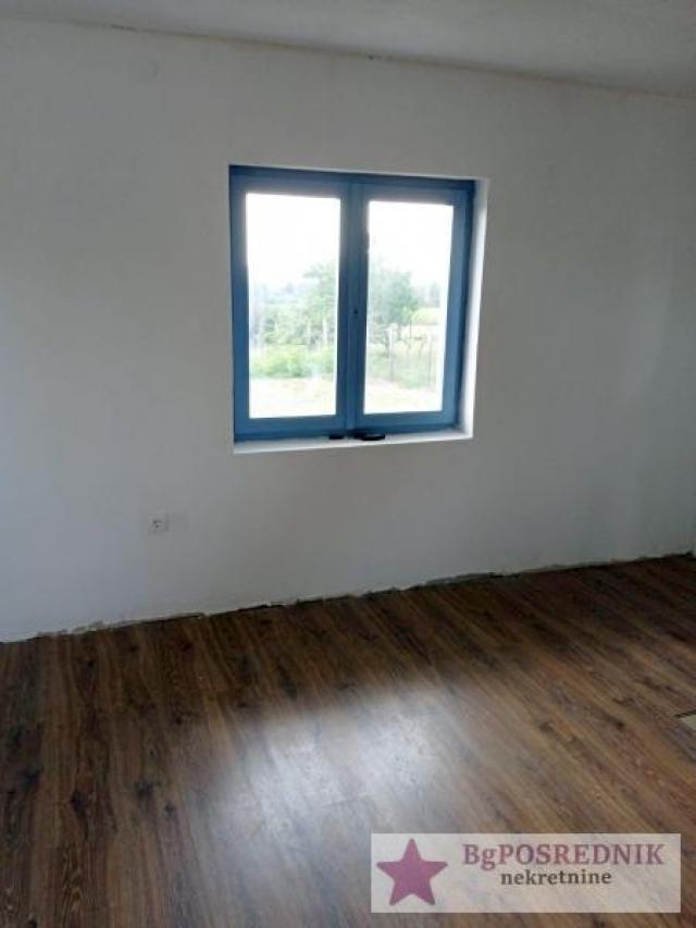 Barajevo, Beljina, Karađorđeva 42 m2+ 54 m2