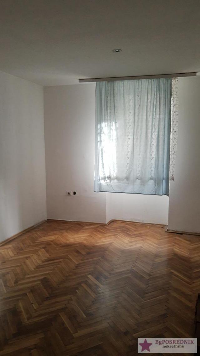 Stari grad, Kopitareva gradina, Hilandarska, 34m2