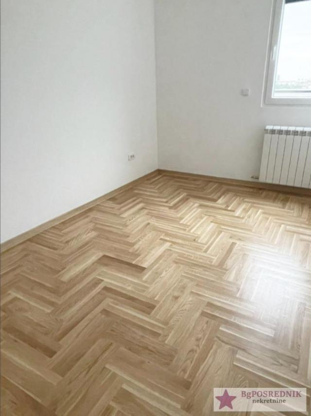 Novi Beograd, Ledine, Oplenačka, 43. 9m2