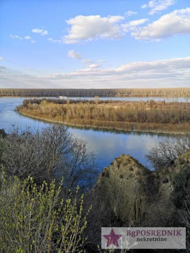 Novi Slankamen, Vinarija Stojanović, Dolina mira, 250m2