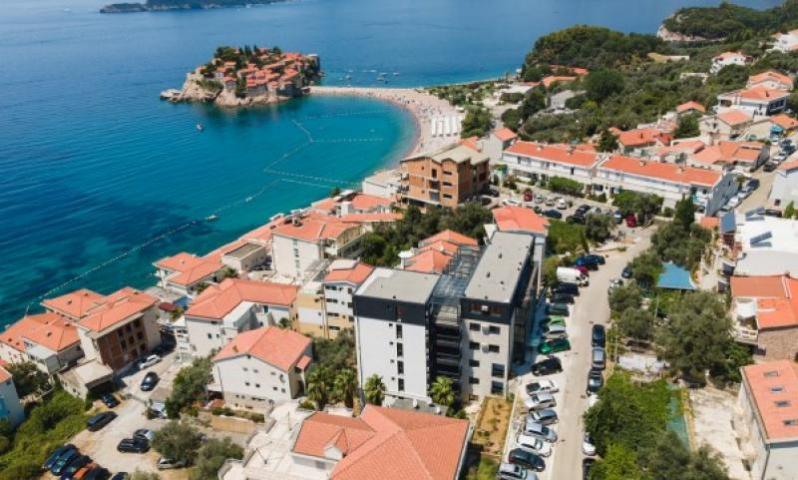 Luxury 1-bedroom apartment in Budva is for sale