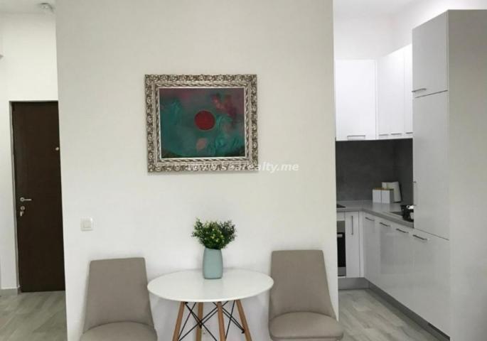 One-room apartment 56 m2 for sale in Budva