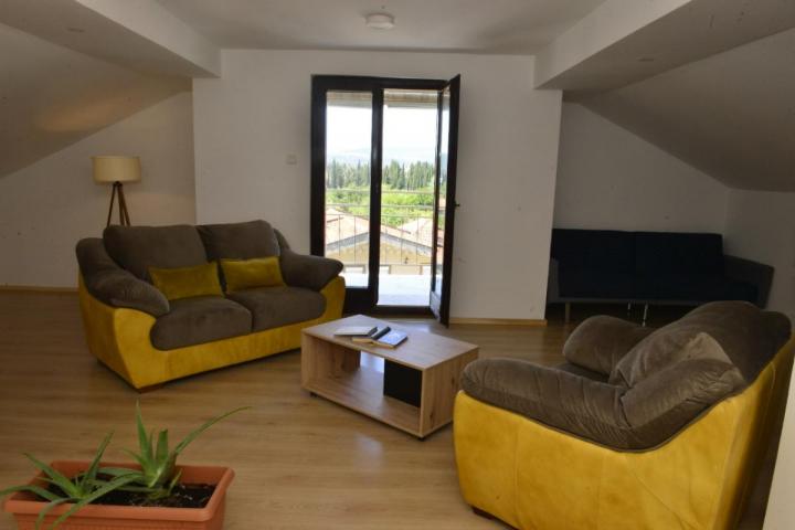 Four-bedroom duplex flat for long-term rent-Tivat