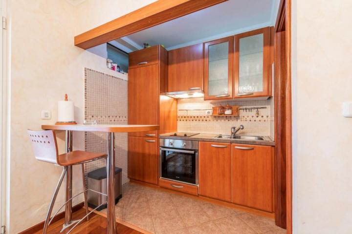 Elegant apartment 49 m2 for sale, Budva, 100 m away from the sea