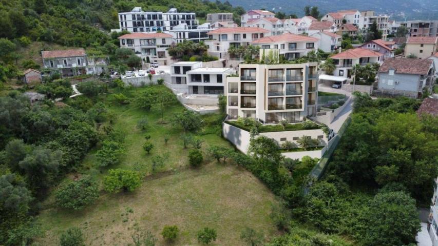 Sale of apartments in a new residential complex in Tivat