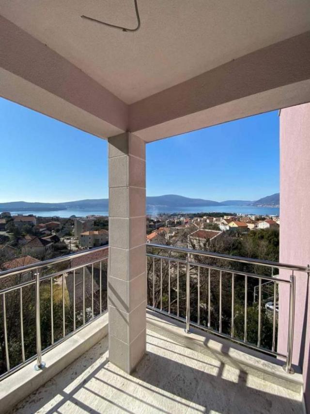 For rent: Two-bedroom apartment 65 m2, Tivat