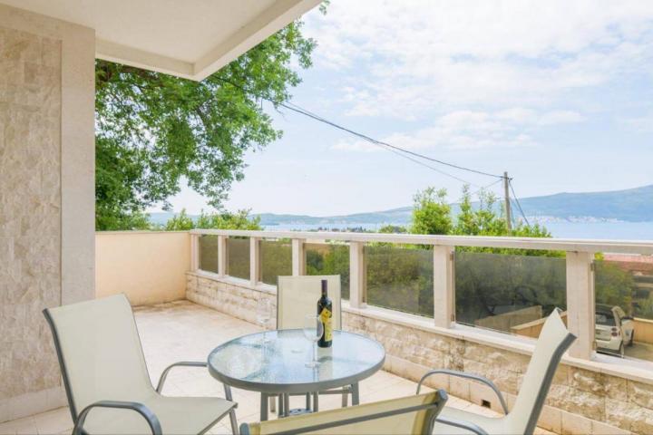 Apartmen with beautifull view at sea, Tivat