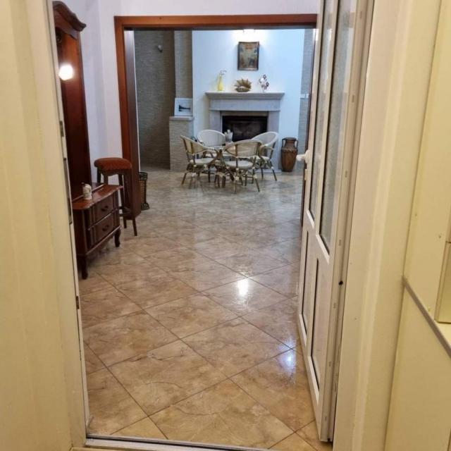 Two-bedroom flat for rent-Tivat