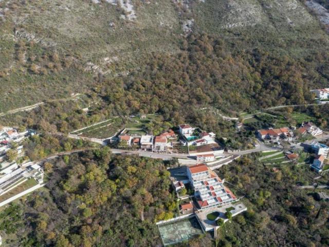 Urbanized land for sale, 2440 m2, Budva, Tudorovići