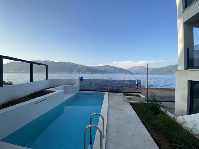 Waterfront brand new villa in Krasici URGENT SALE