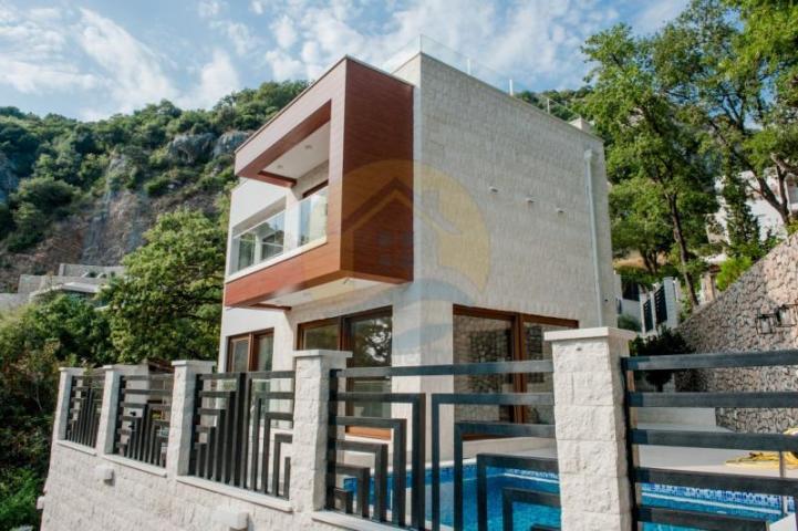 Luxury villa with beautiful sea views for sale, Perazića Do, Budva - Montenegro. 