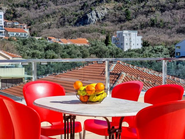 Three bedroom apartment Budva