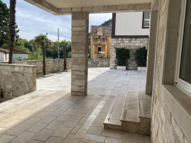 Business premises for sale in Becici, Budva