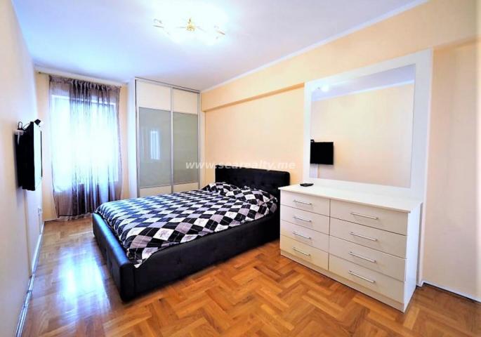 Exclusive apartment 82 m2 for sale in Budva, Podkoshlun