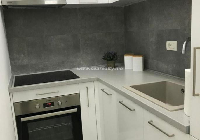 One-room apartment 56 m2 for sale in Budva