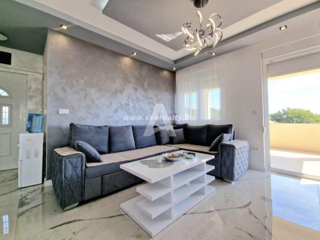 Luxury villa for long-term rent in Kotor