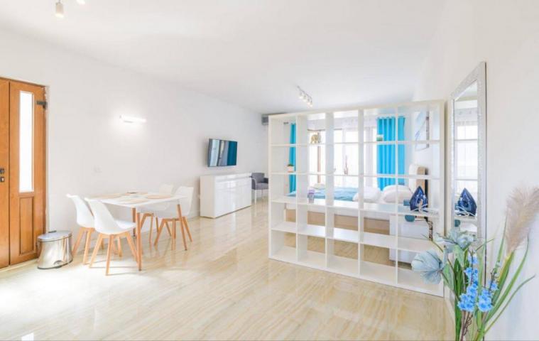 Apartmen with beautifull view at sea, Tivat