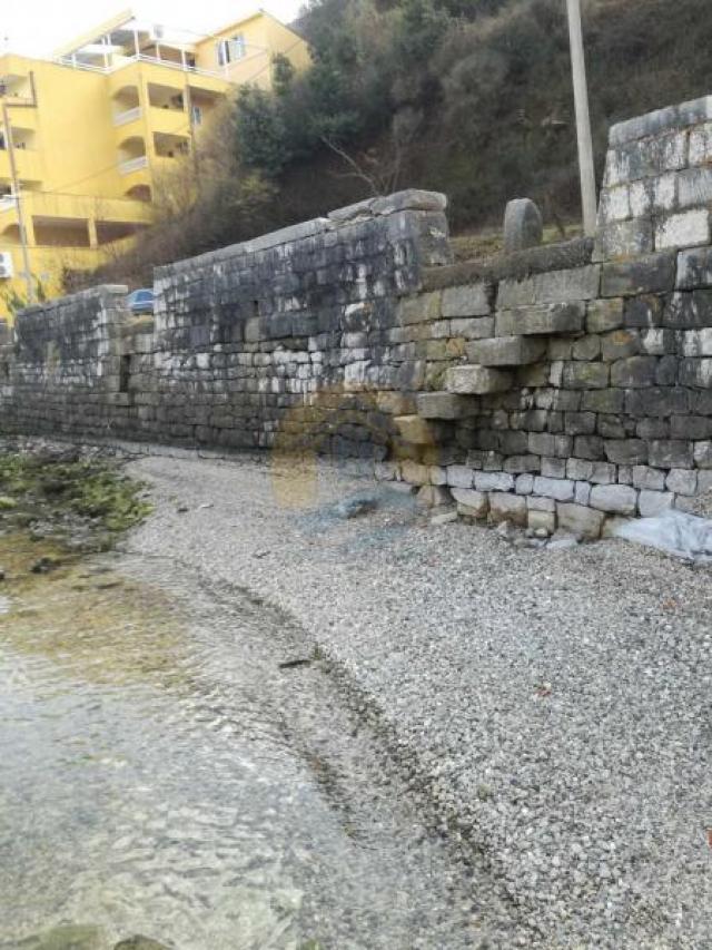 Land for sale in Kotor