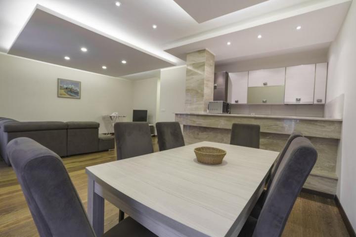 Luxurious apartment in the center of Budva is for sale