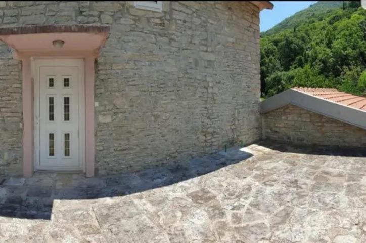 Beautiful house with a view of the sea in Kotor for rent