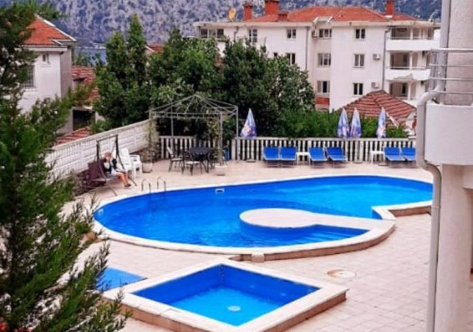 Three-bedroom lux apartment for sale-Kotor